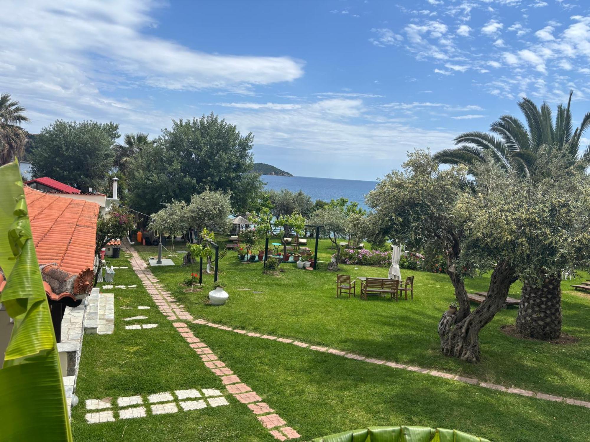 Angeliki Beach Hotel Megali Ammos  Exterior foto